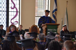 Baccalaureate Inspires Seniors to ‘Get Lost’ - Bethany College